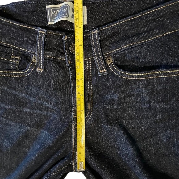 Signature Levi Stauss Jeans Dark Wash Modern Bootcut  4M Cotton Blend EUC 28x31 - Picture 6 of 10